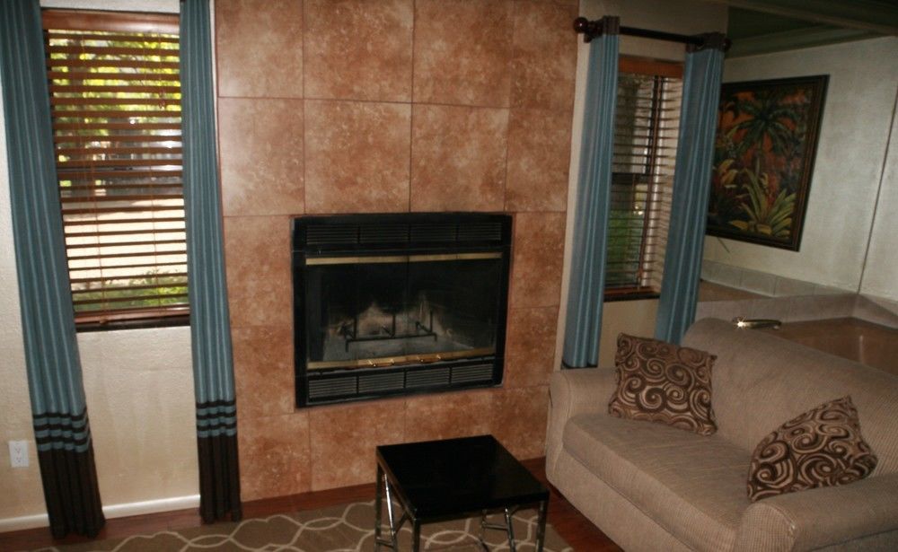Oak Creek Terrace
