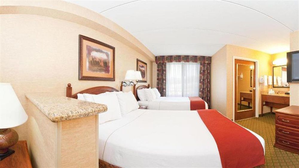 Express & By Ihg 2* Tempe