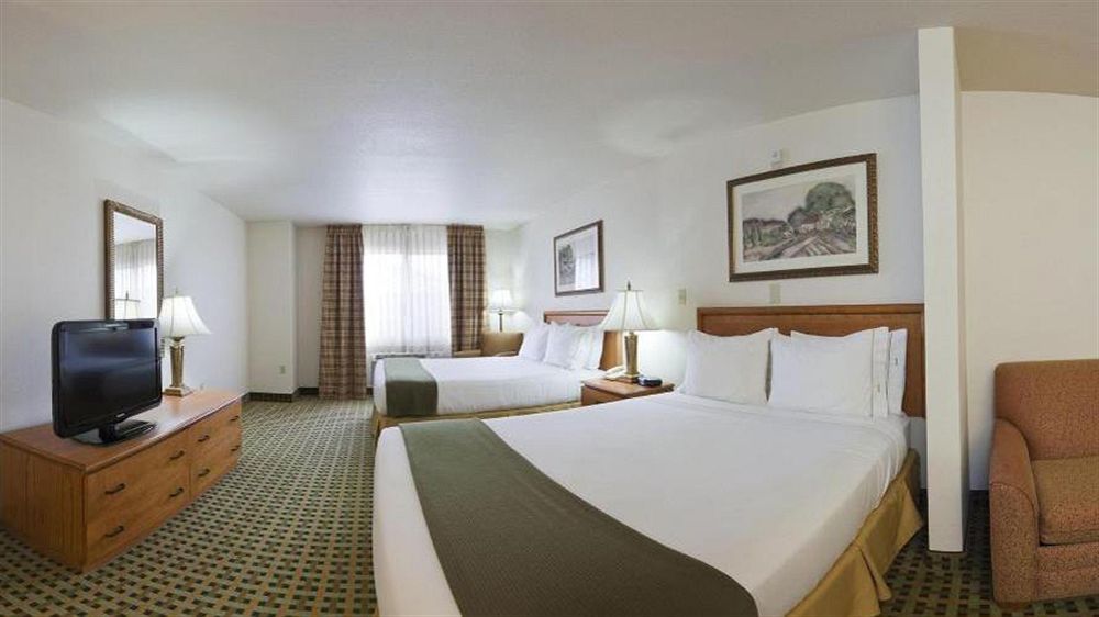 Express By Ihg 3*