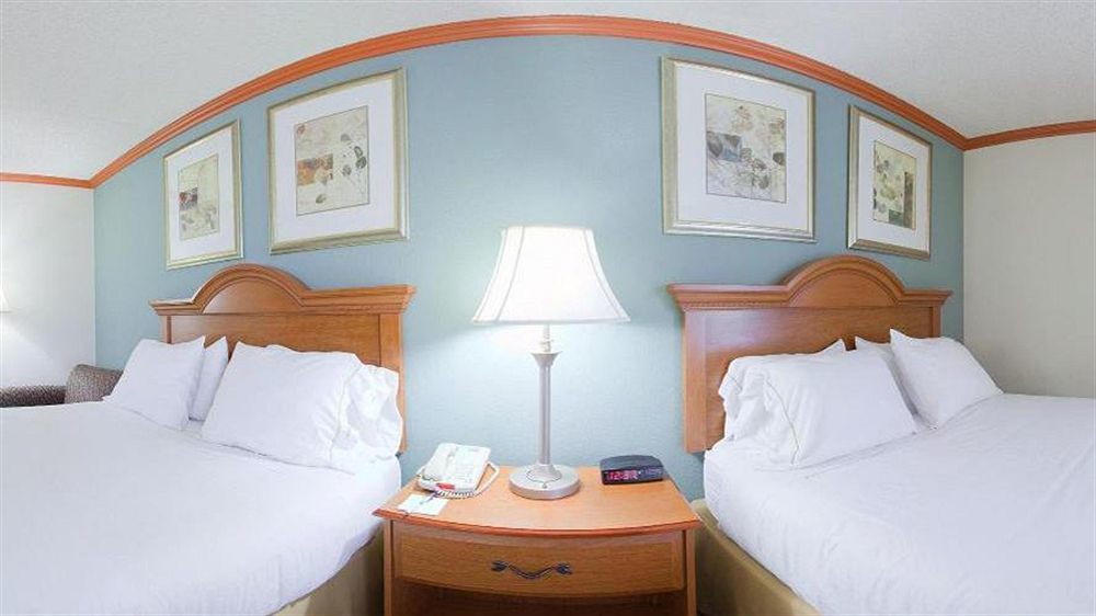Express Phoenix-airport/university Drive By Ihg 3*