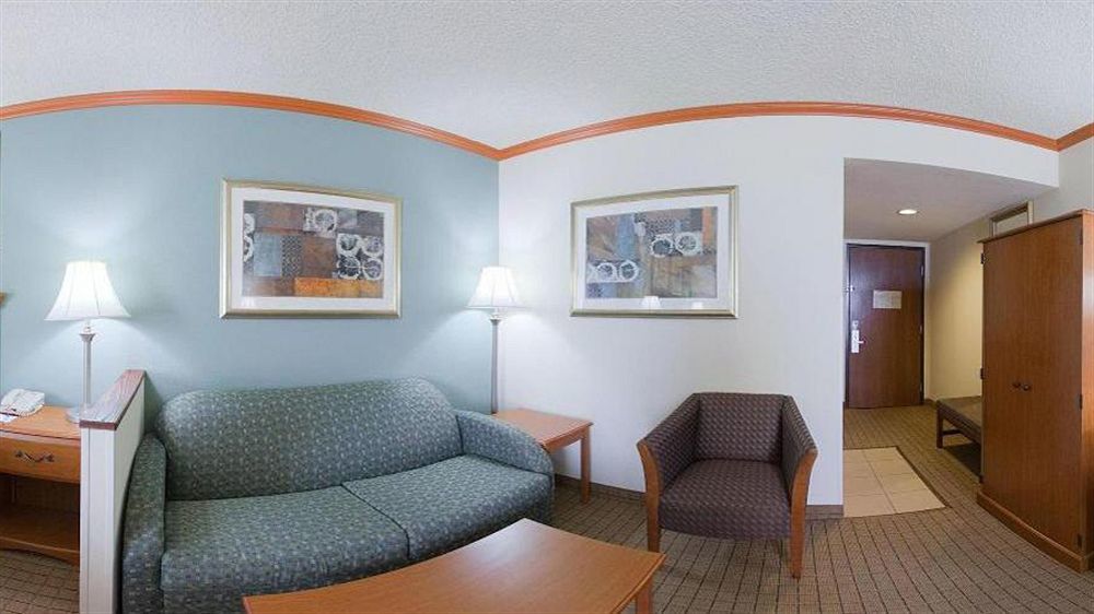 Express Phoenix-airport/university Drive By Ihg Hotel