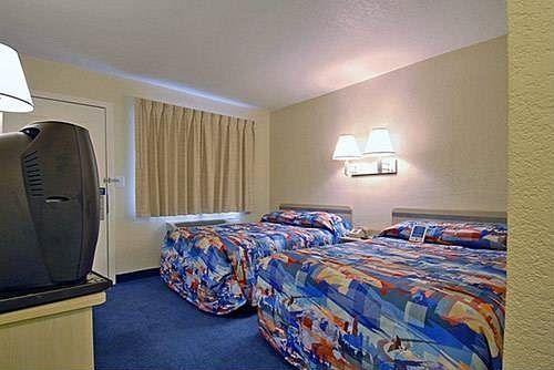 Phoenix Inn
