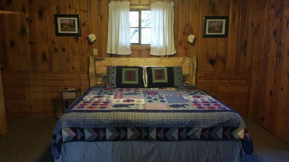 Lodge Hidden Rest Cabins *