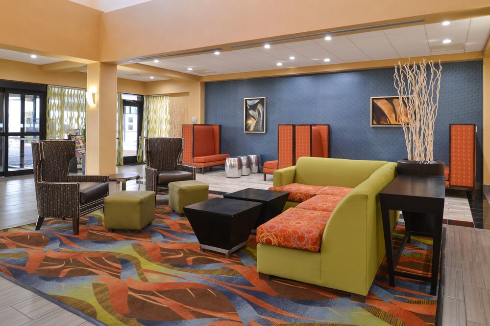 Hotel Express By Ihg