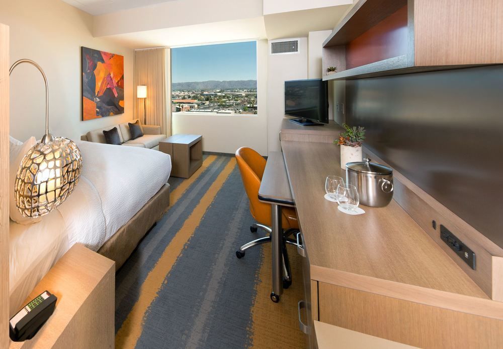 Hotel Courtyard By Marriott Downtown 3*