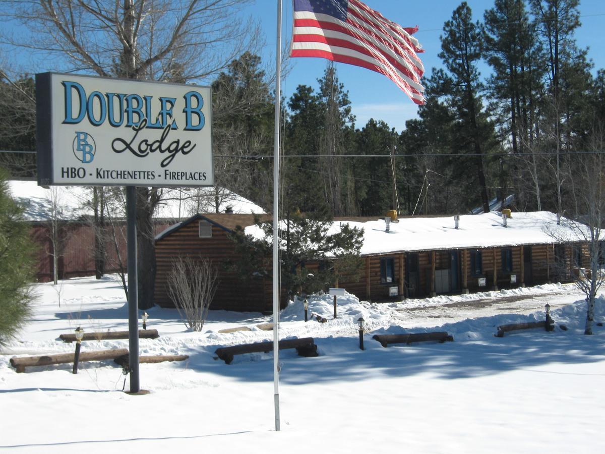 Lodge Double B *