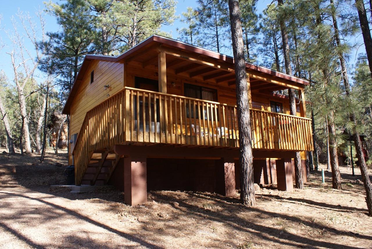 Lodge Whispering Pines