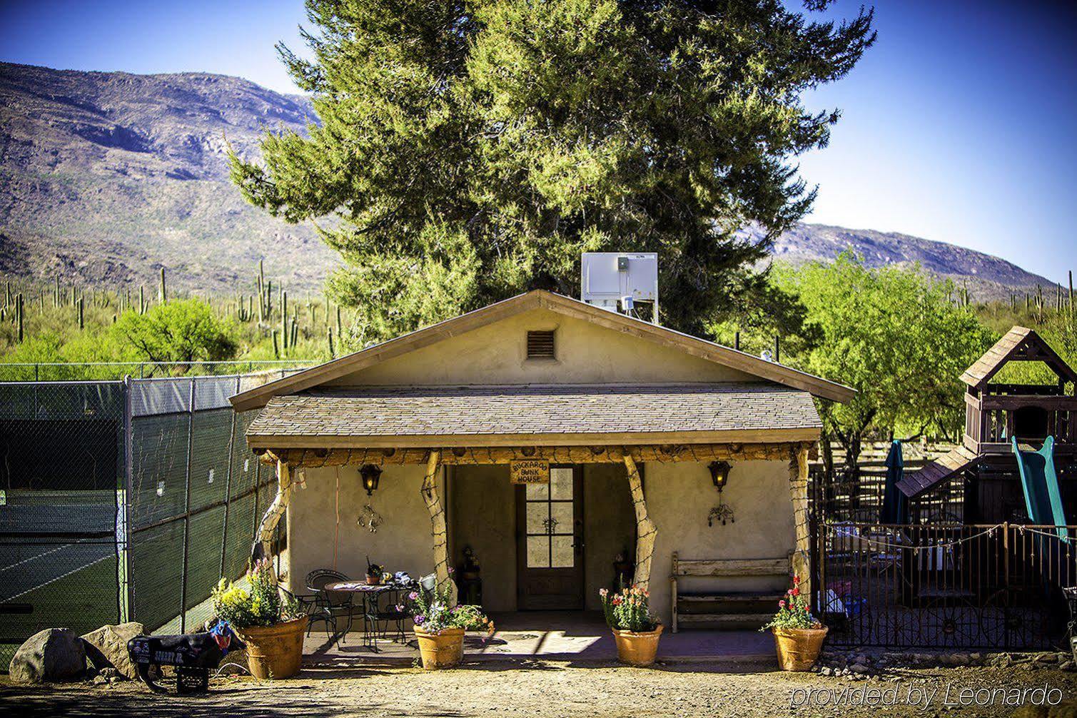 Tanque Guest Ranch Lodge *