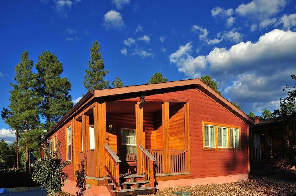 Roundhouse Hotel Pinetop-Lakeside
