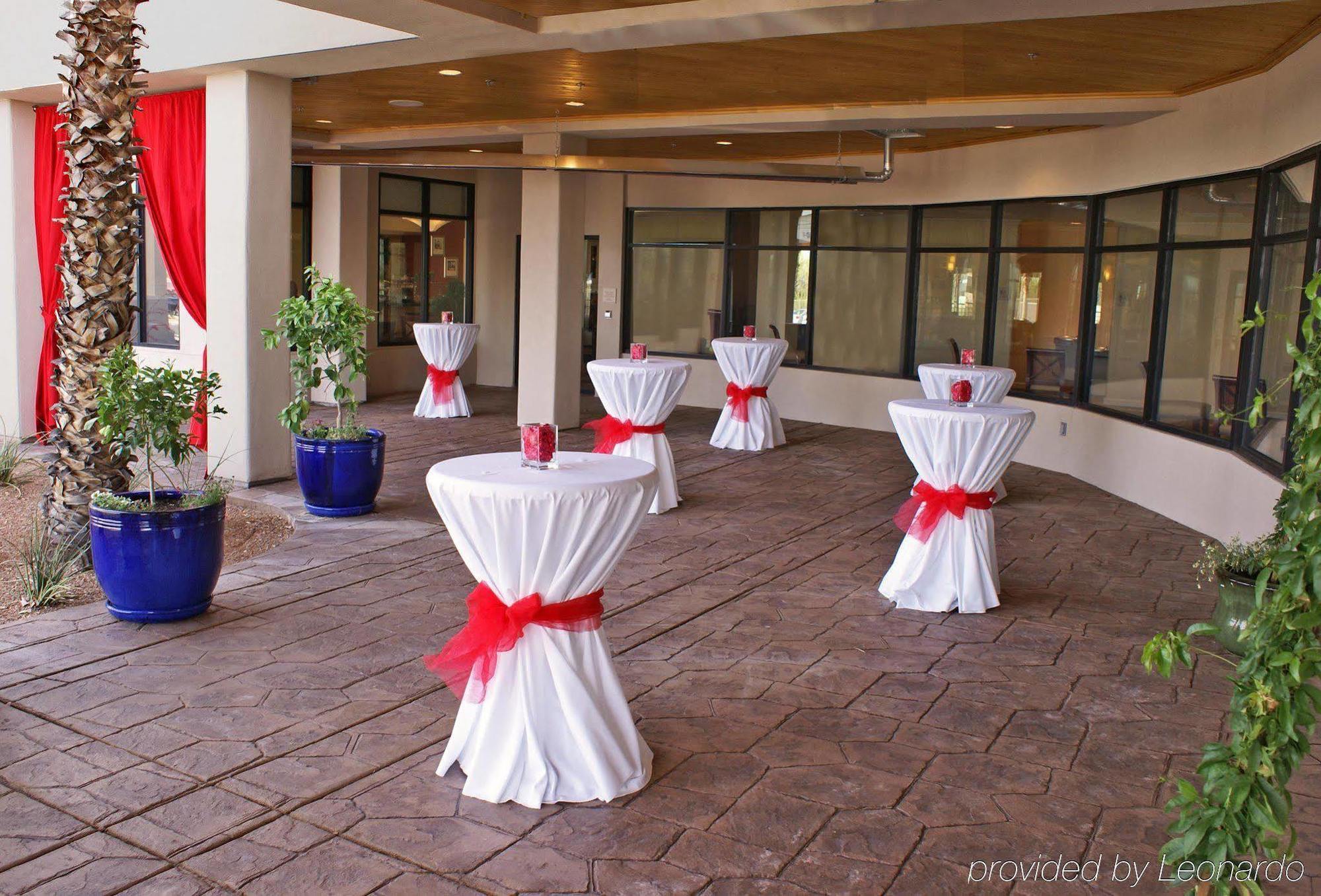 Hotel Hilton Garden Airport