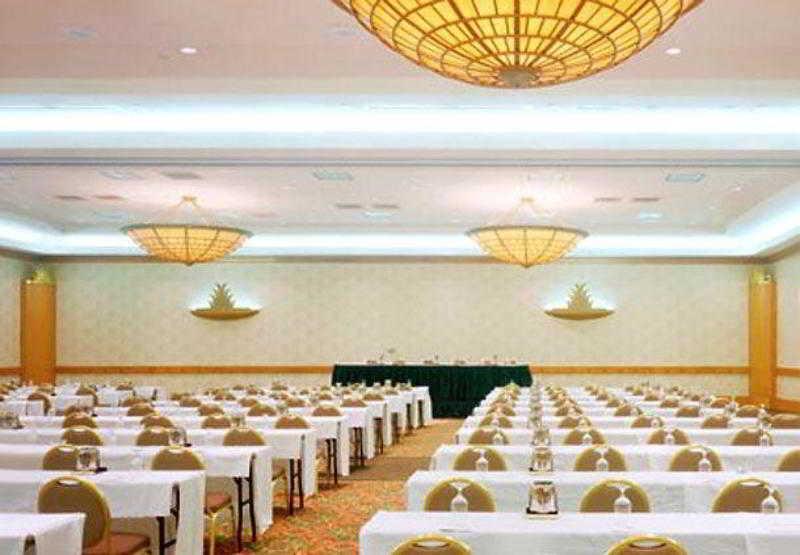Marriott Airport 4*