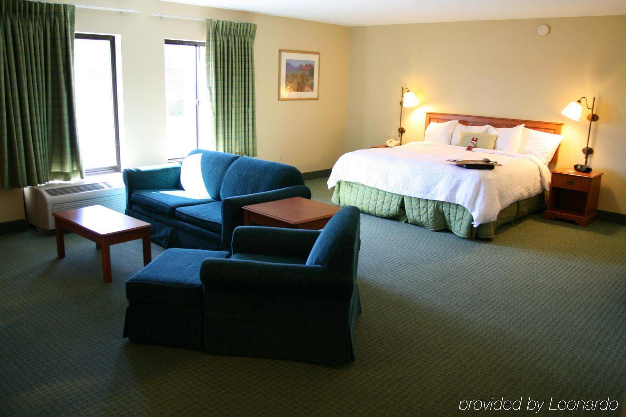 Hampton Sedona