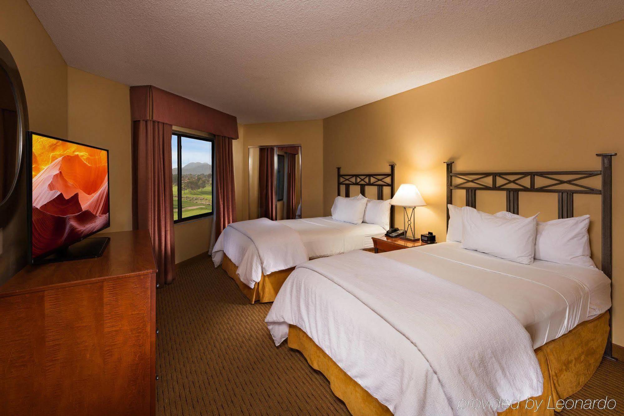 Embassy By Hilton Scottsdale Hotel Phoenix