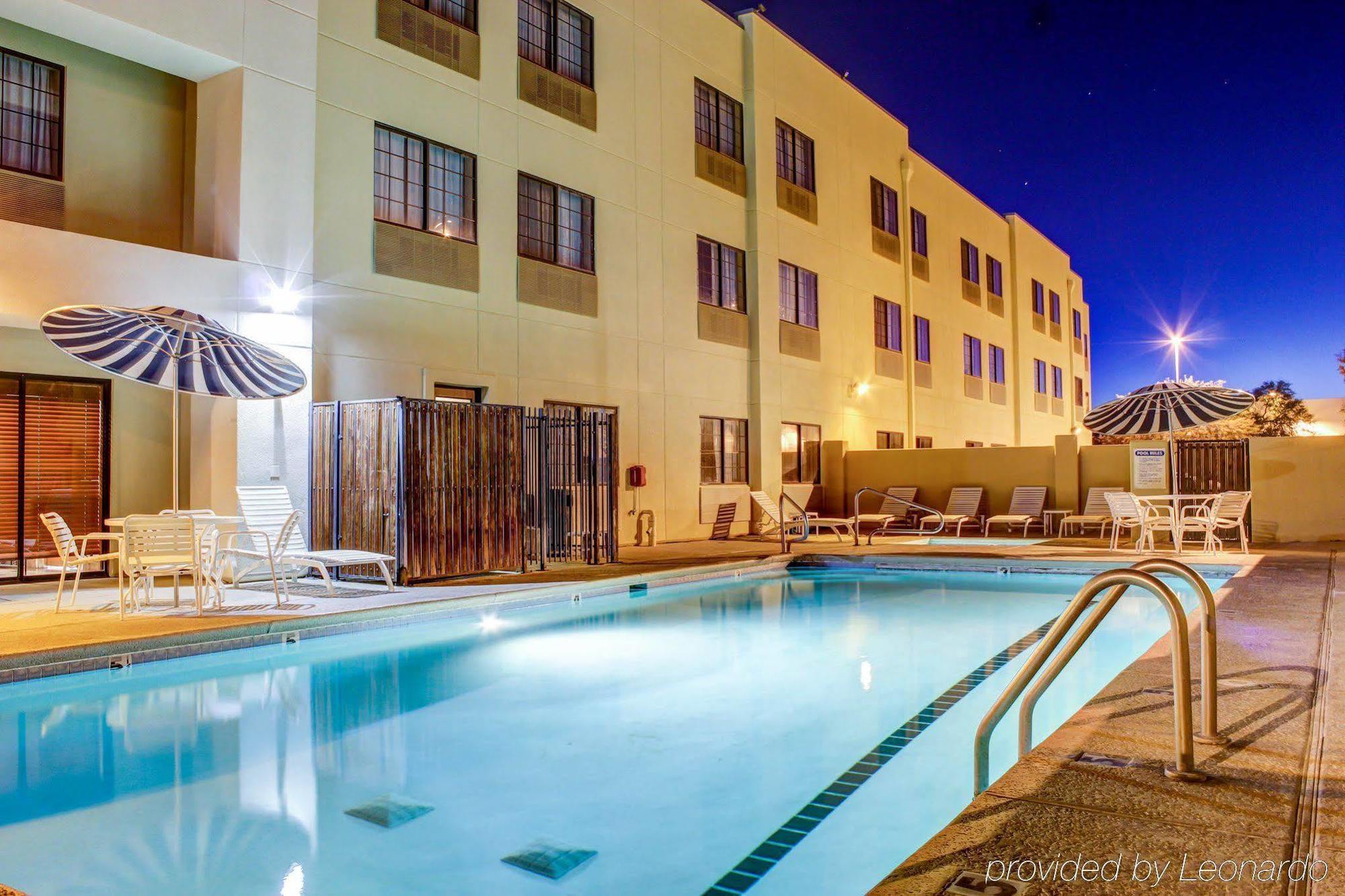 Spark By Hilton Airport Hotel 3*