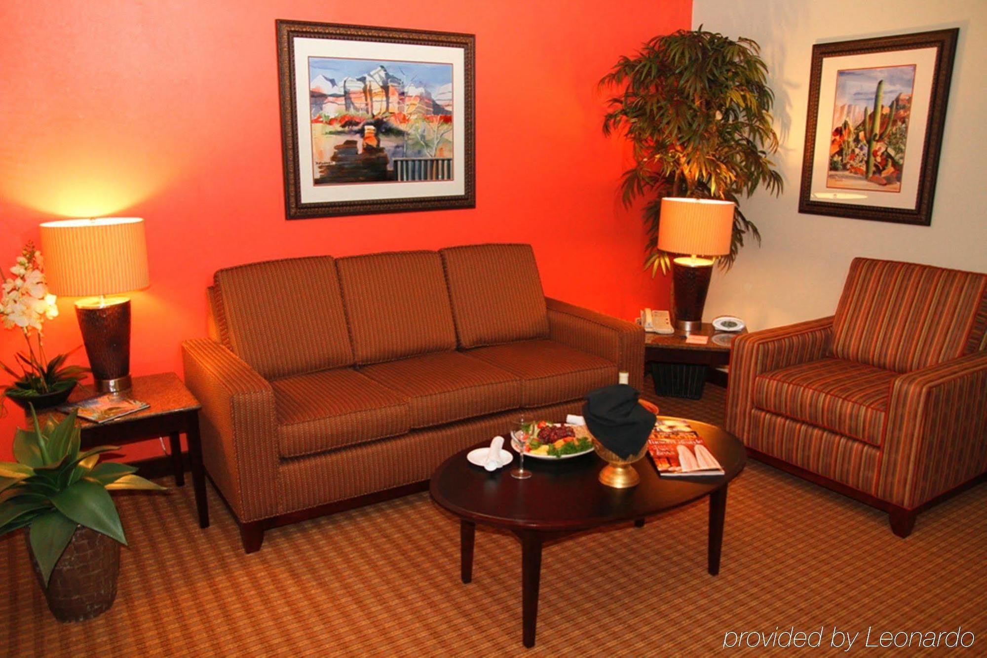 Ramada By Wyndham Viscount East Hotel