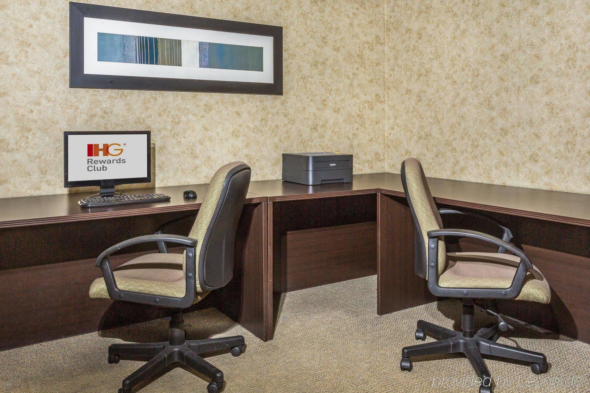 Candlewood By Ihg