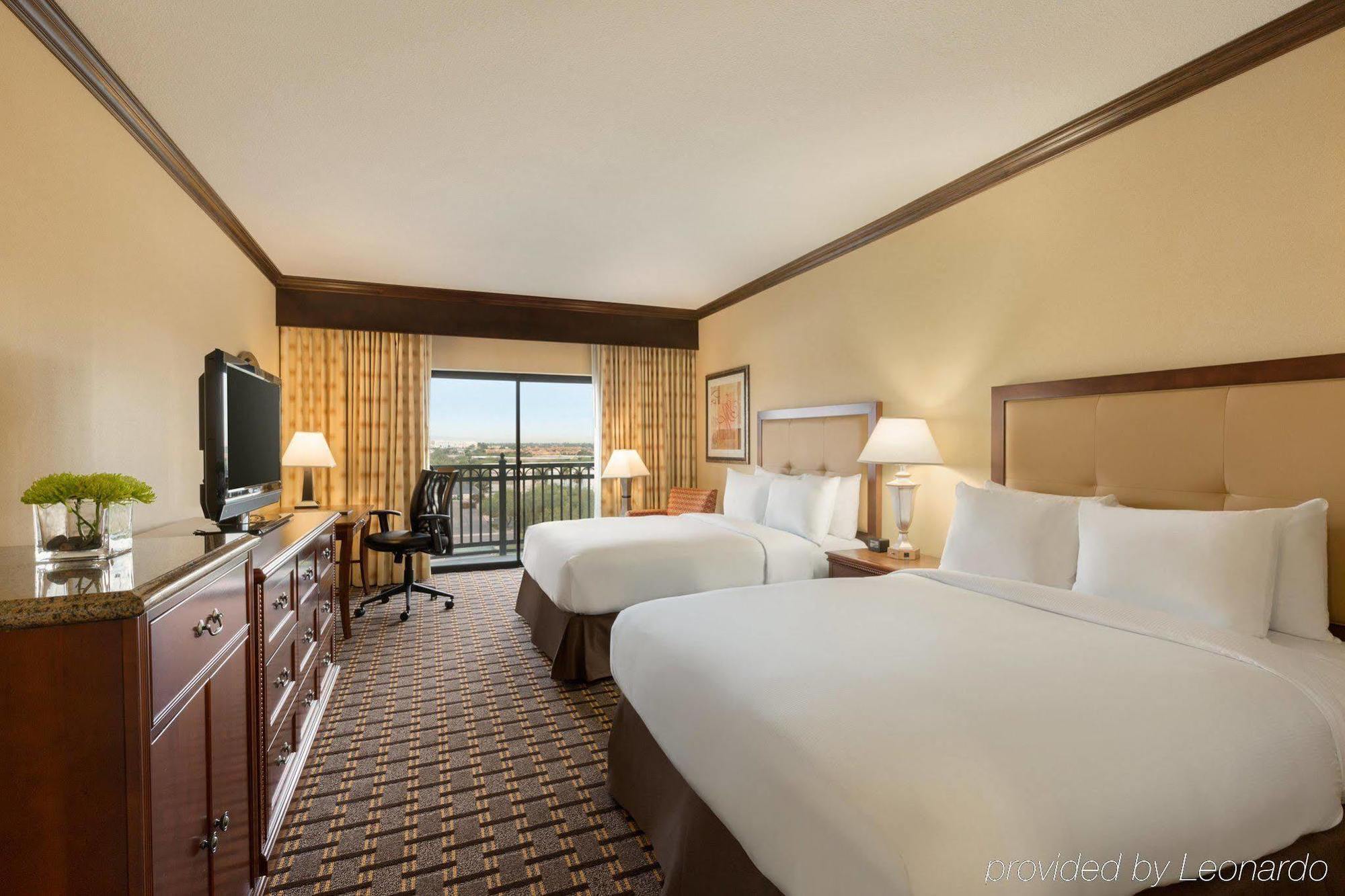 Hotel Hilton Phoenix 4*