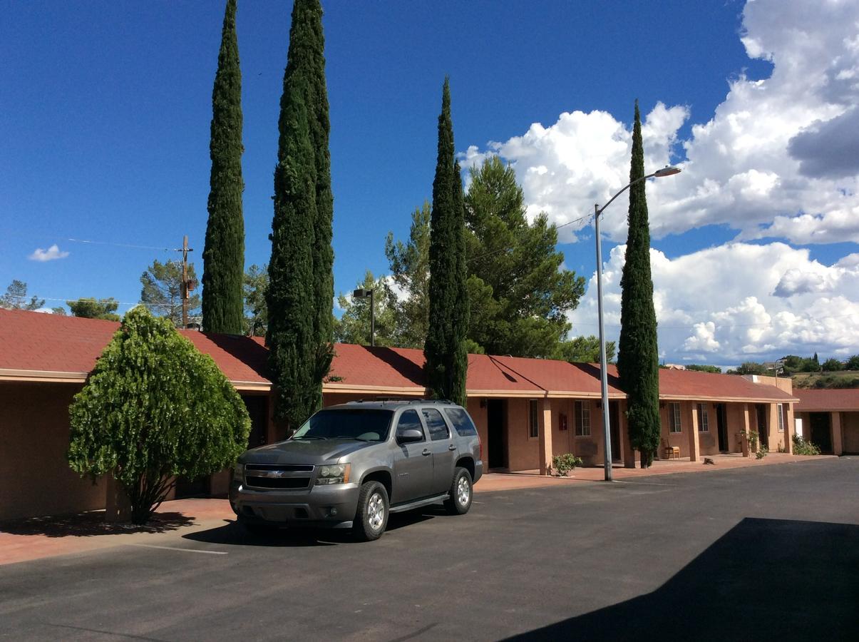 El Rancho Hotel