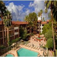 Doubletree By Hilton Airport
