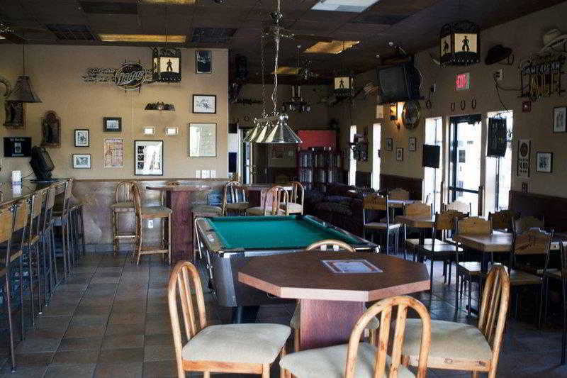 Western & Hotel 3*