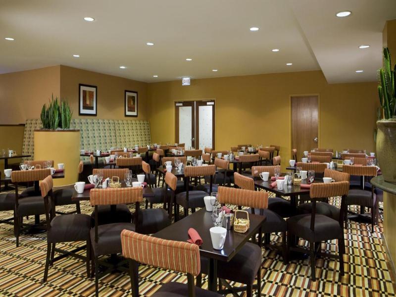Wyndham Phoenix Airport - 3* Tempe