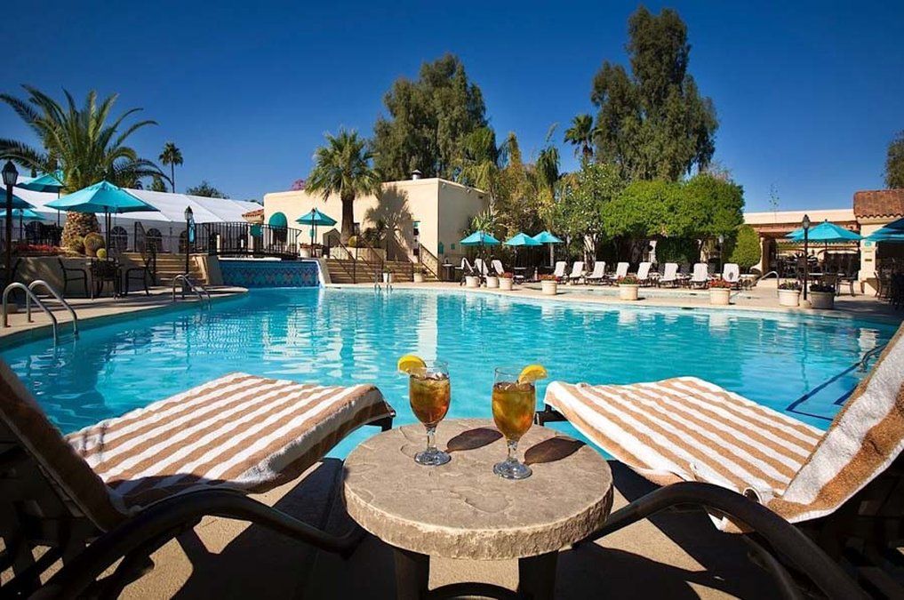 Resort The Scottsdale Plaza & 4*