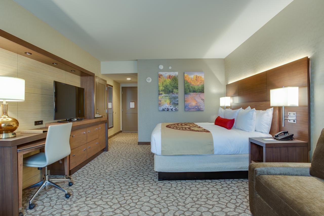 Hotel Cliff Castle Casino 4*