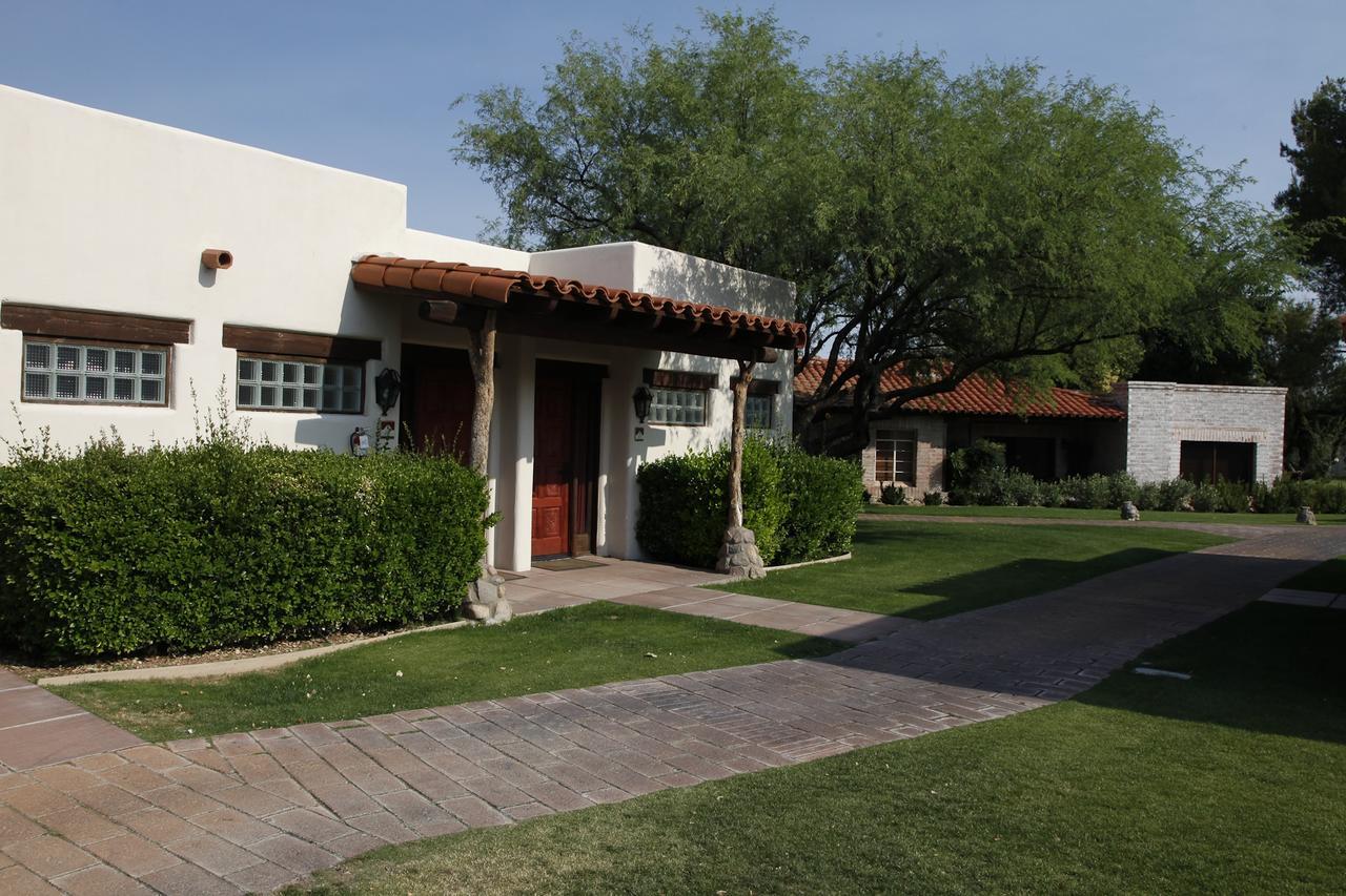 Golf & Tubac