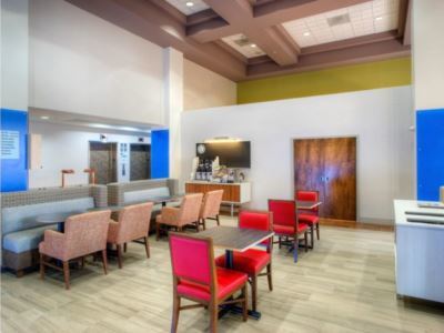 Hotel Express & By Ihg 2*