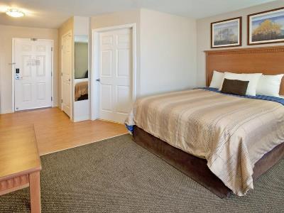 Candlewood By Ihg Hotel 2*