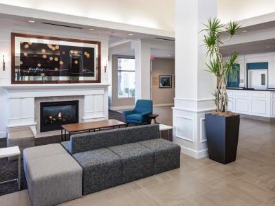 Hilton Garden Airport Hotel 3*