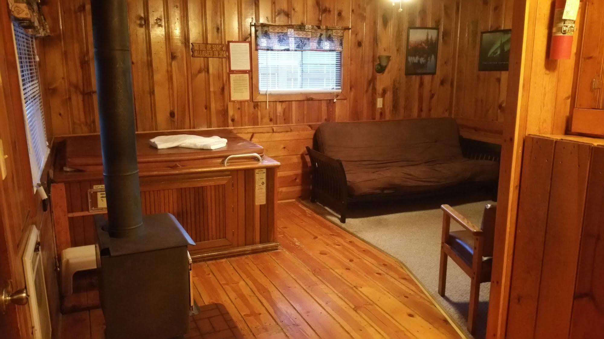 Hidden Rest Cabins Lodge