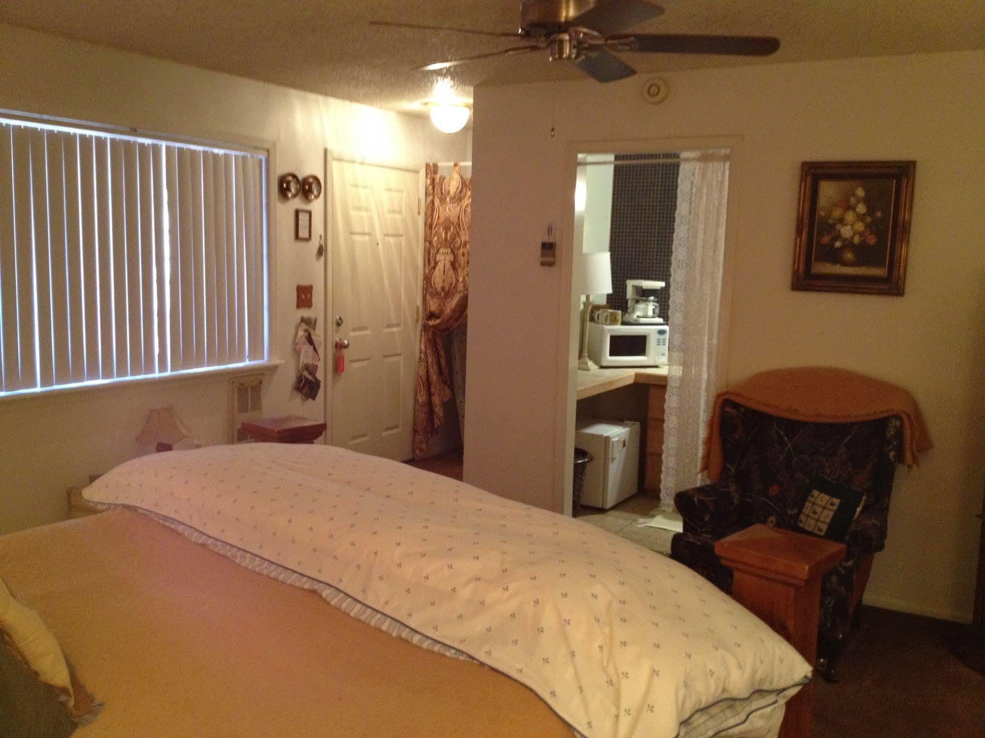 Mountain Haven Hotel 2*