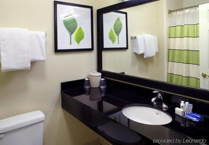 Fairfield & Midtown 3*