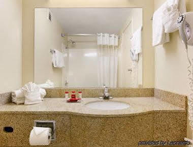 Hotel Days By Wyndham Glendale Area