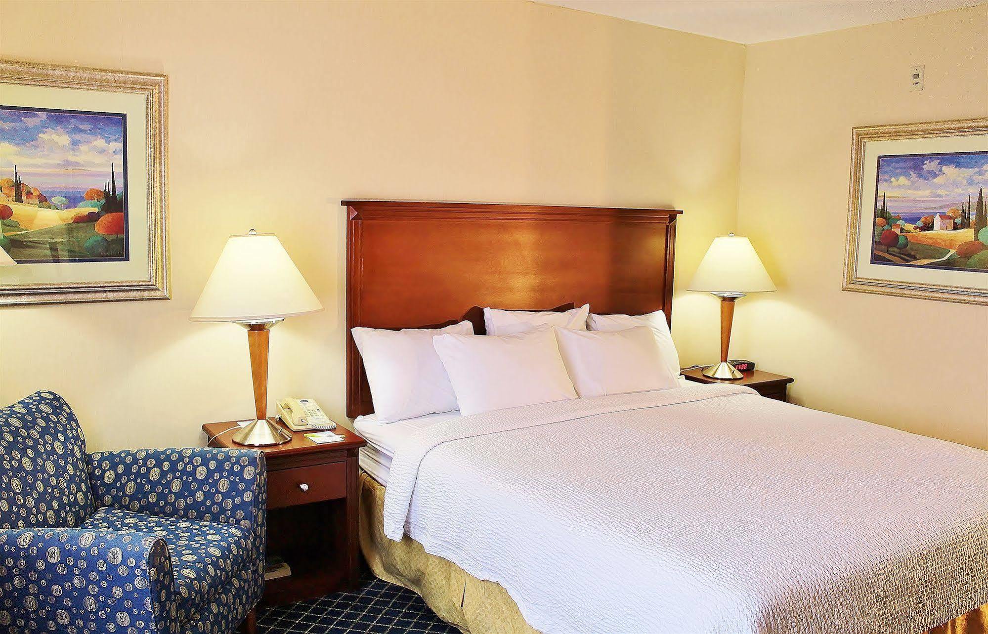 Baymont By Wyndham Hotel 3*