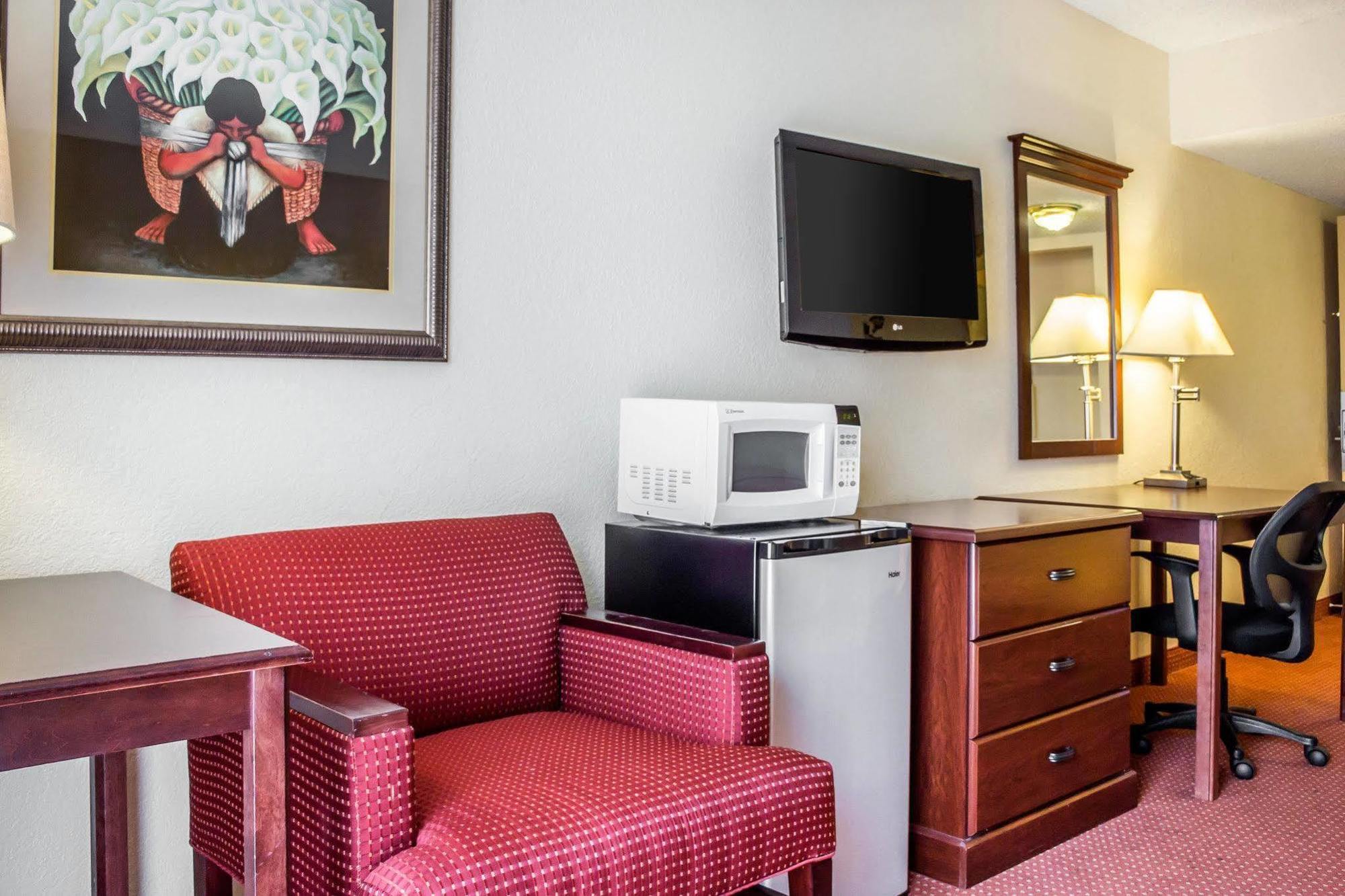 Hotel Americana 4*