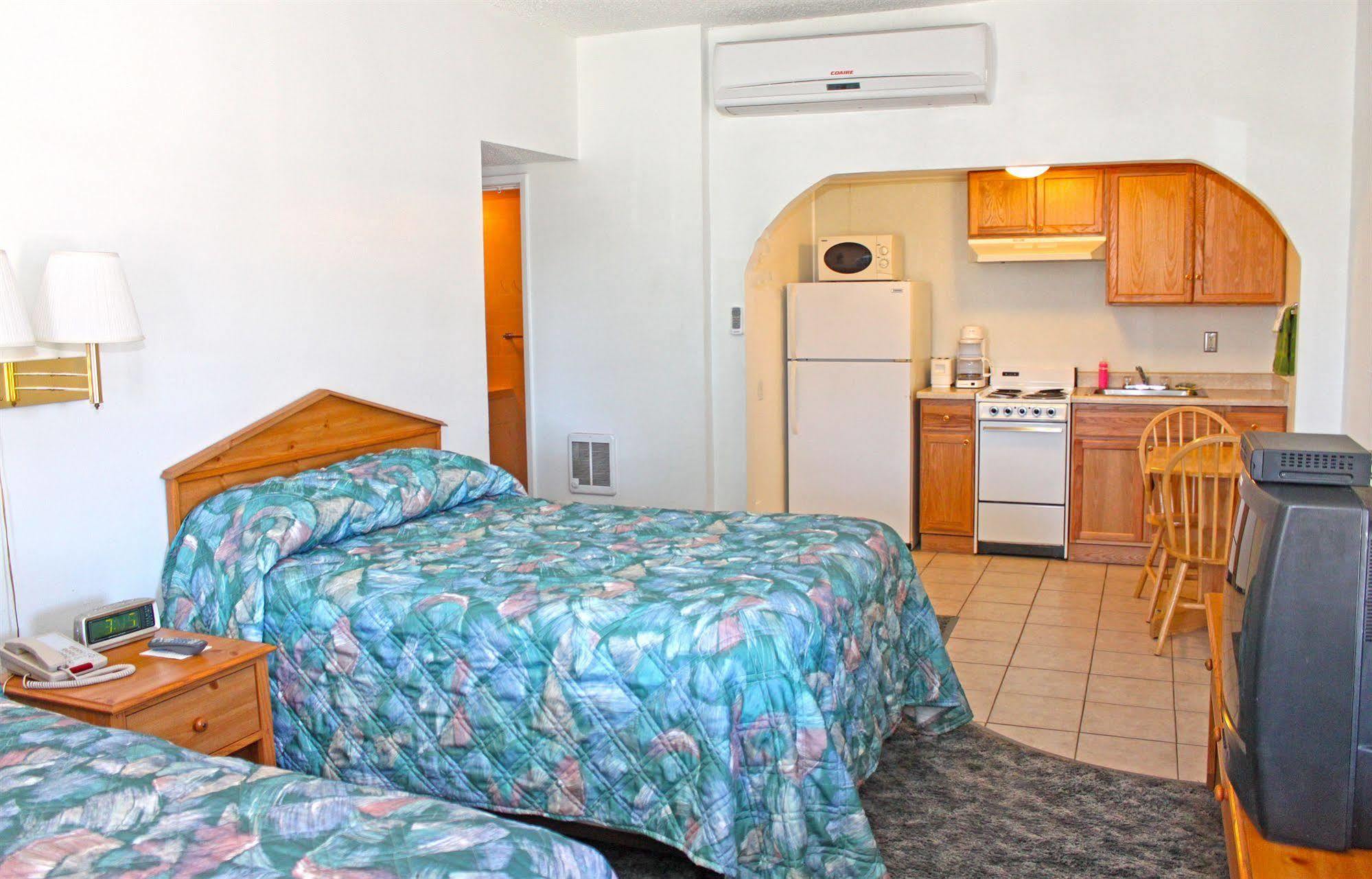 Motel Mohave Marina & Bullhead City