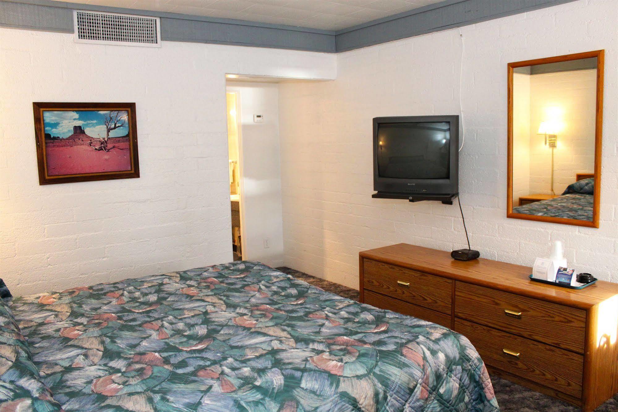 Mohave Marina & Motel 2*