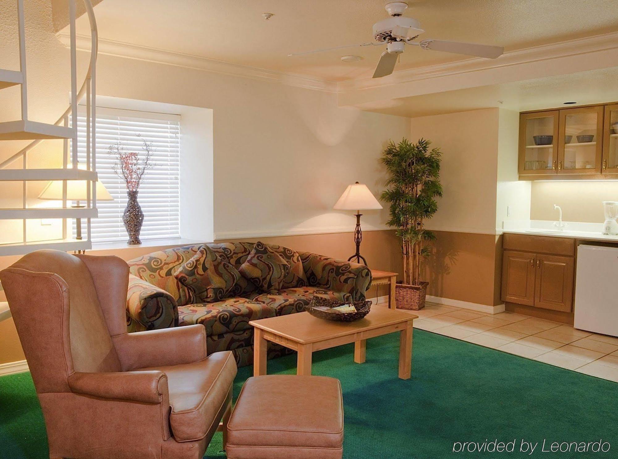 London Bridge 3* Lake Havasu City