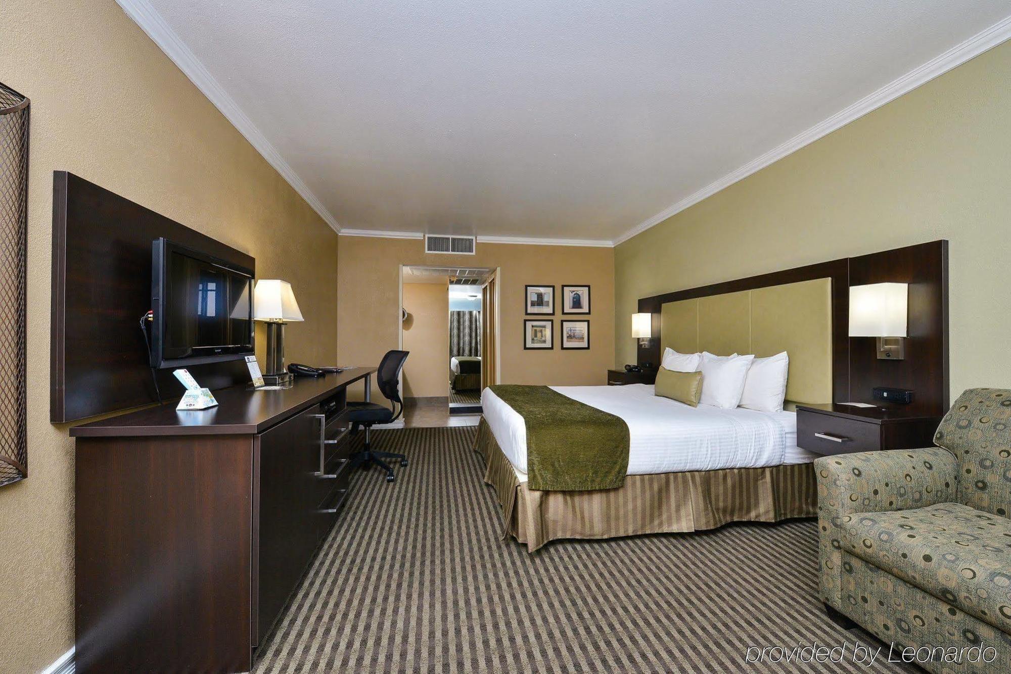 Hotel Western Royal Sun & 3*