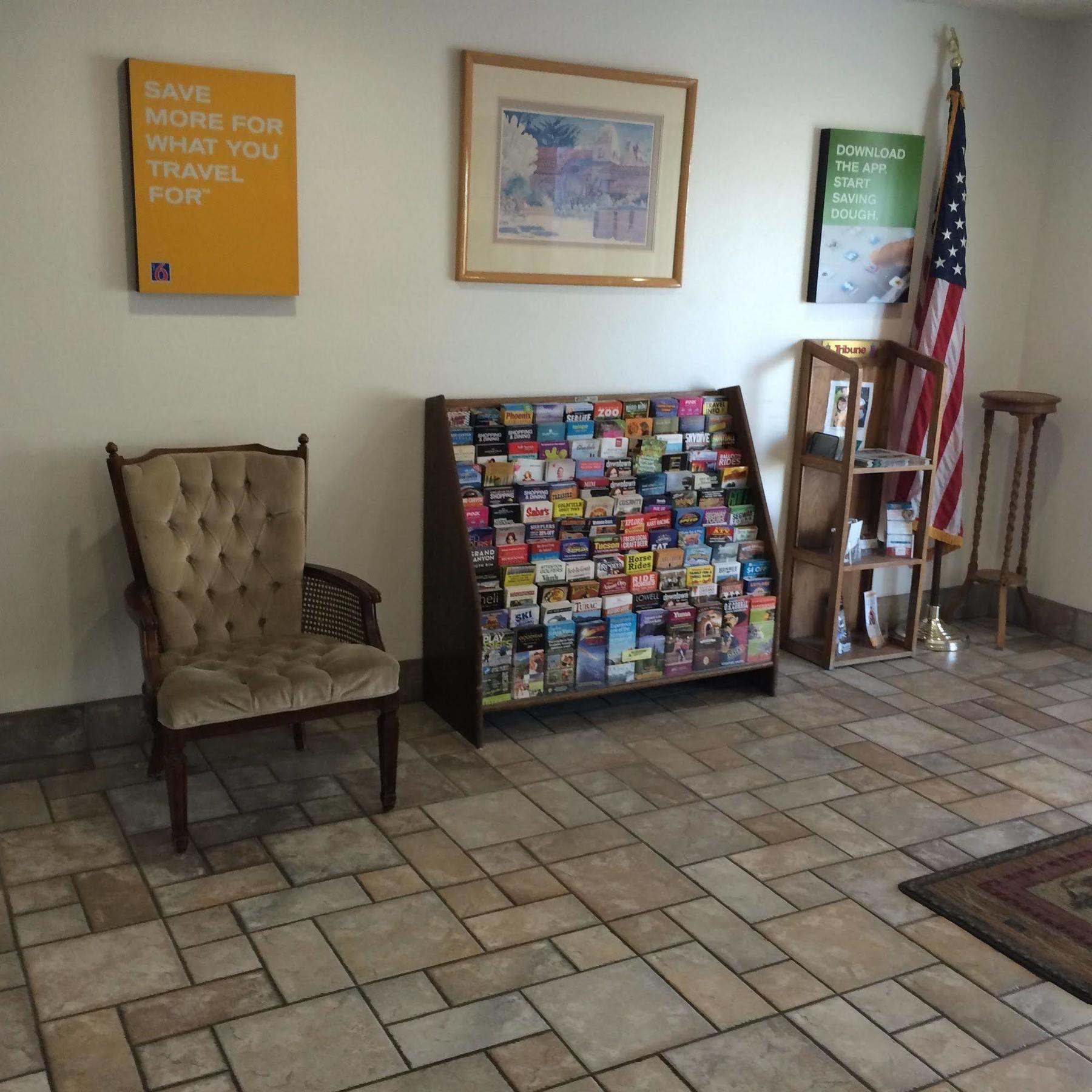 6-apache Junction, Az Hotel 2*