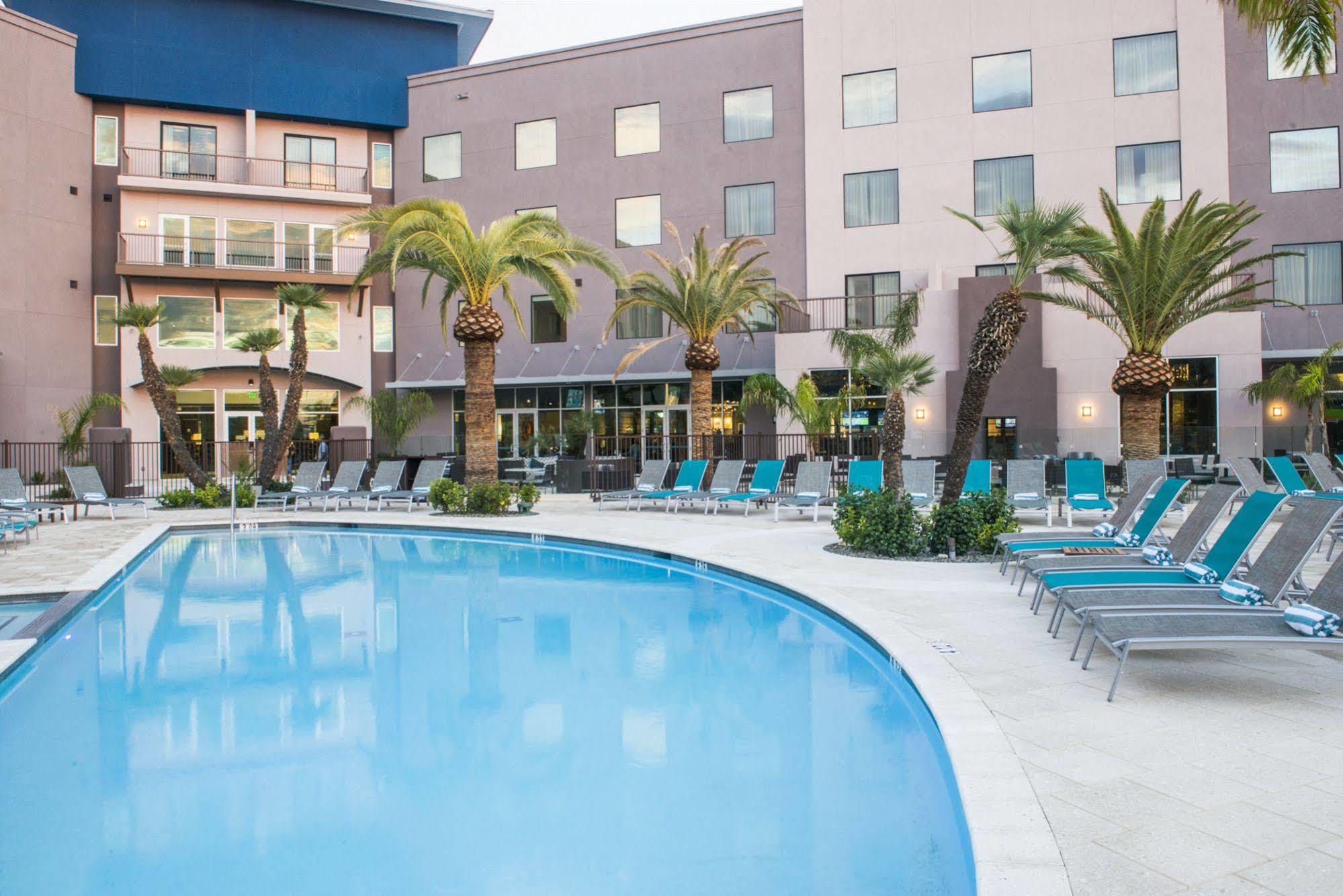 Hotel Sheraton At Wrigleyville West