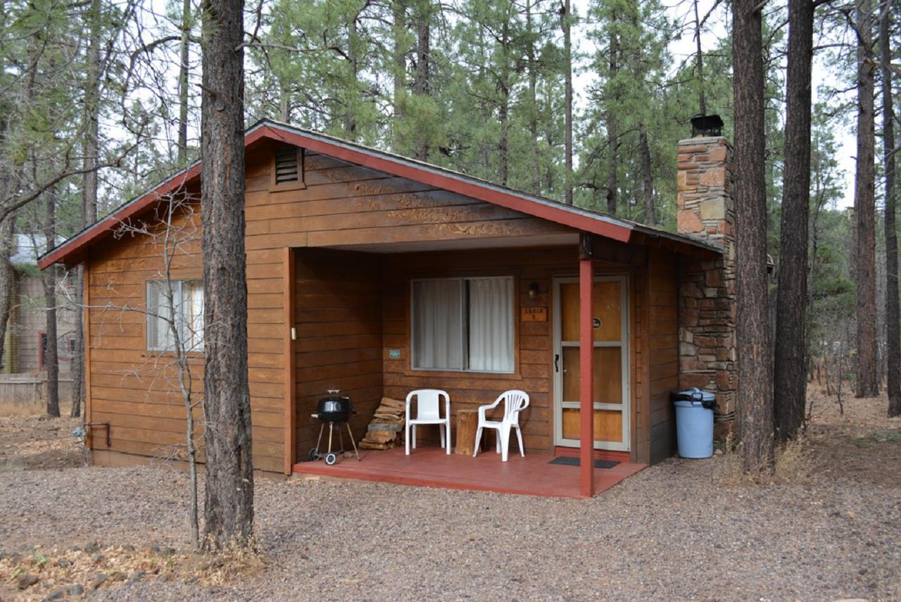 Lodge Whispering Pines