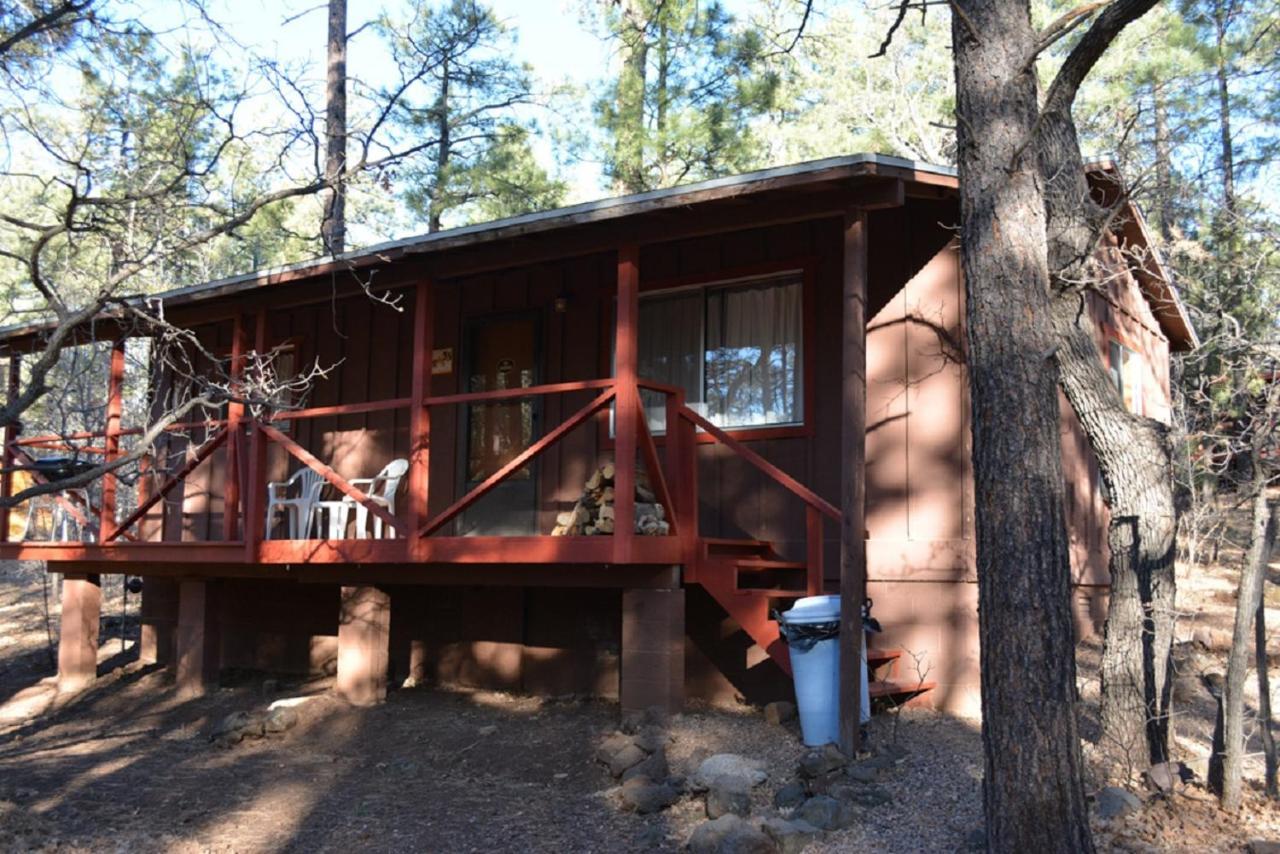 Lodge Whispering Pines