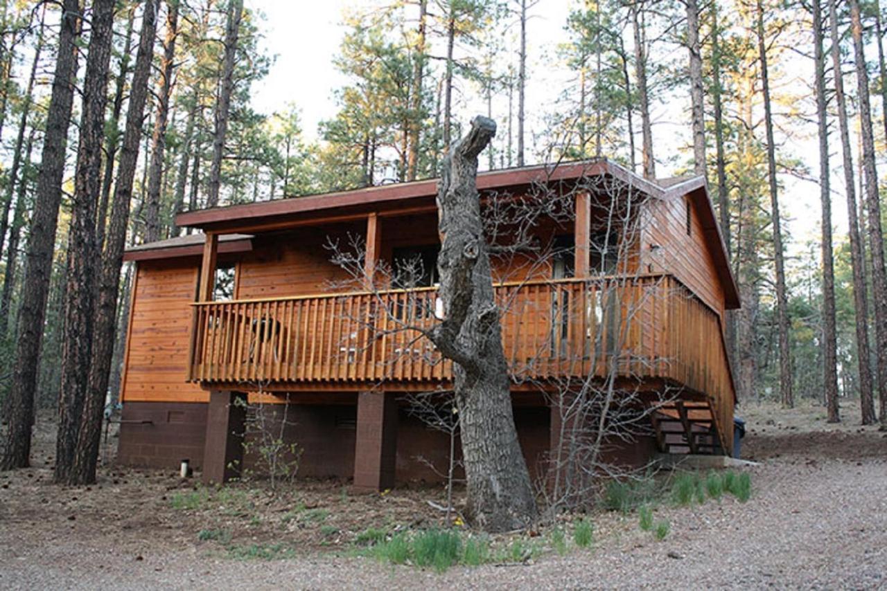 Whispering Pines Lodge