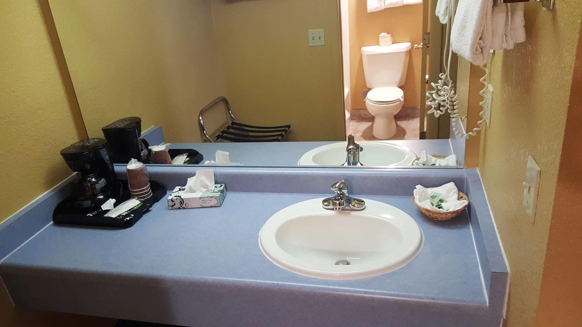The Kc Show Motel 2*