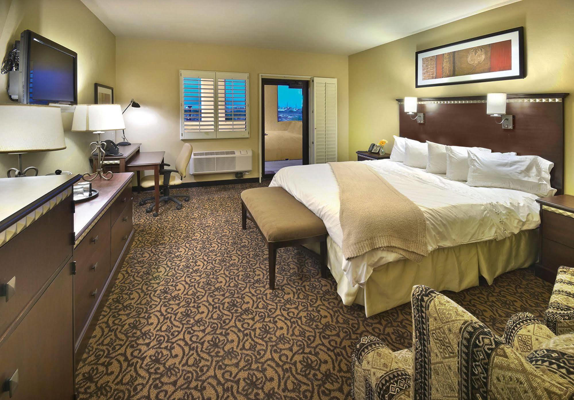 Desert Diamond Casino Hotel