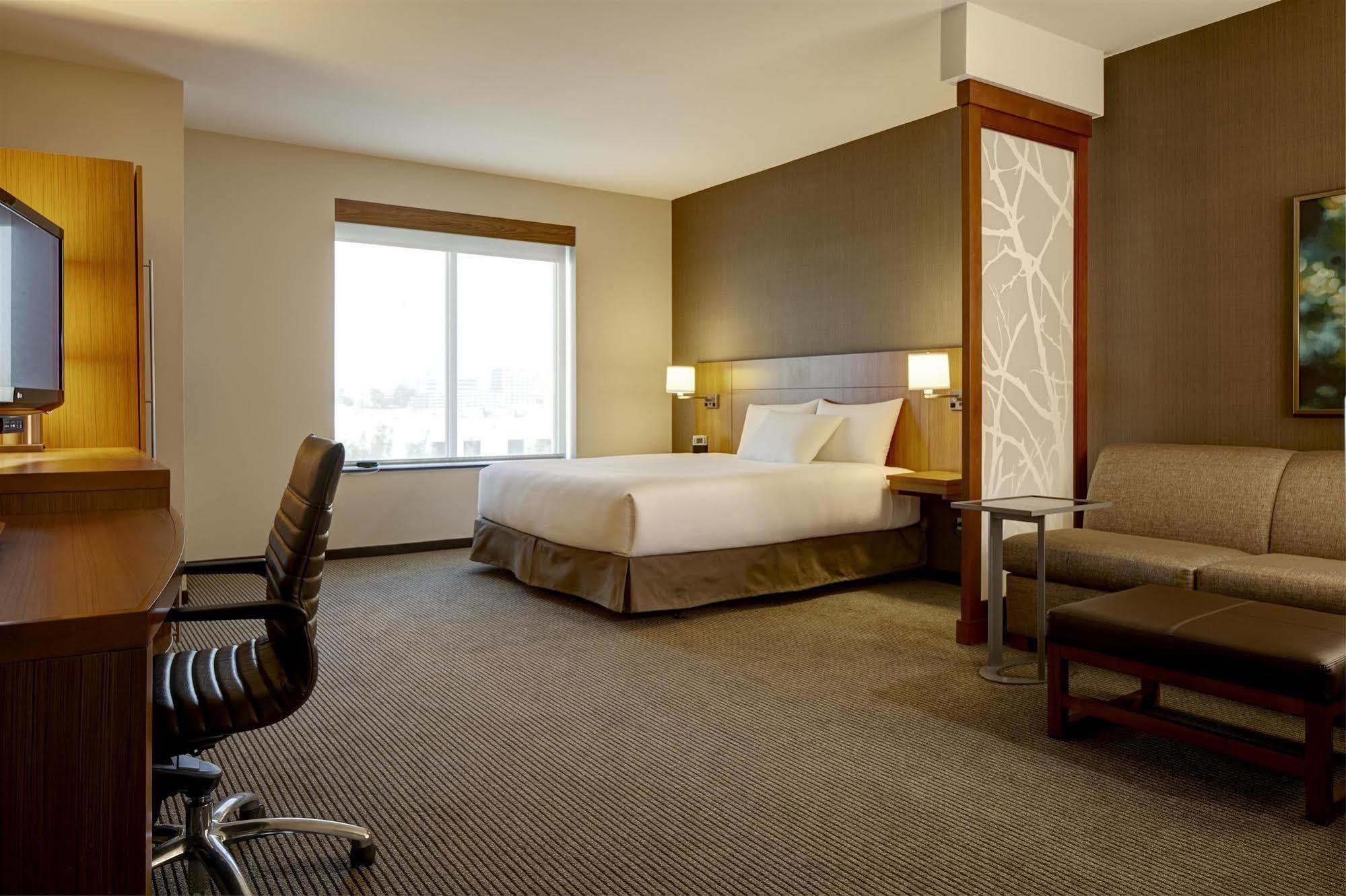Hyatt Place Phoenix - Fashion Center Chandler