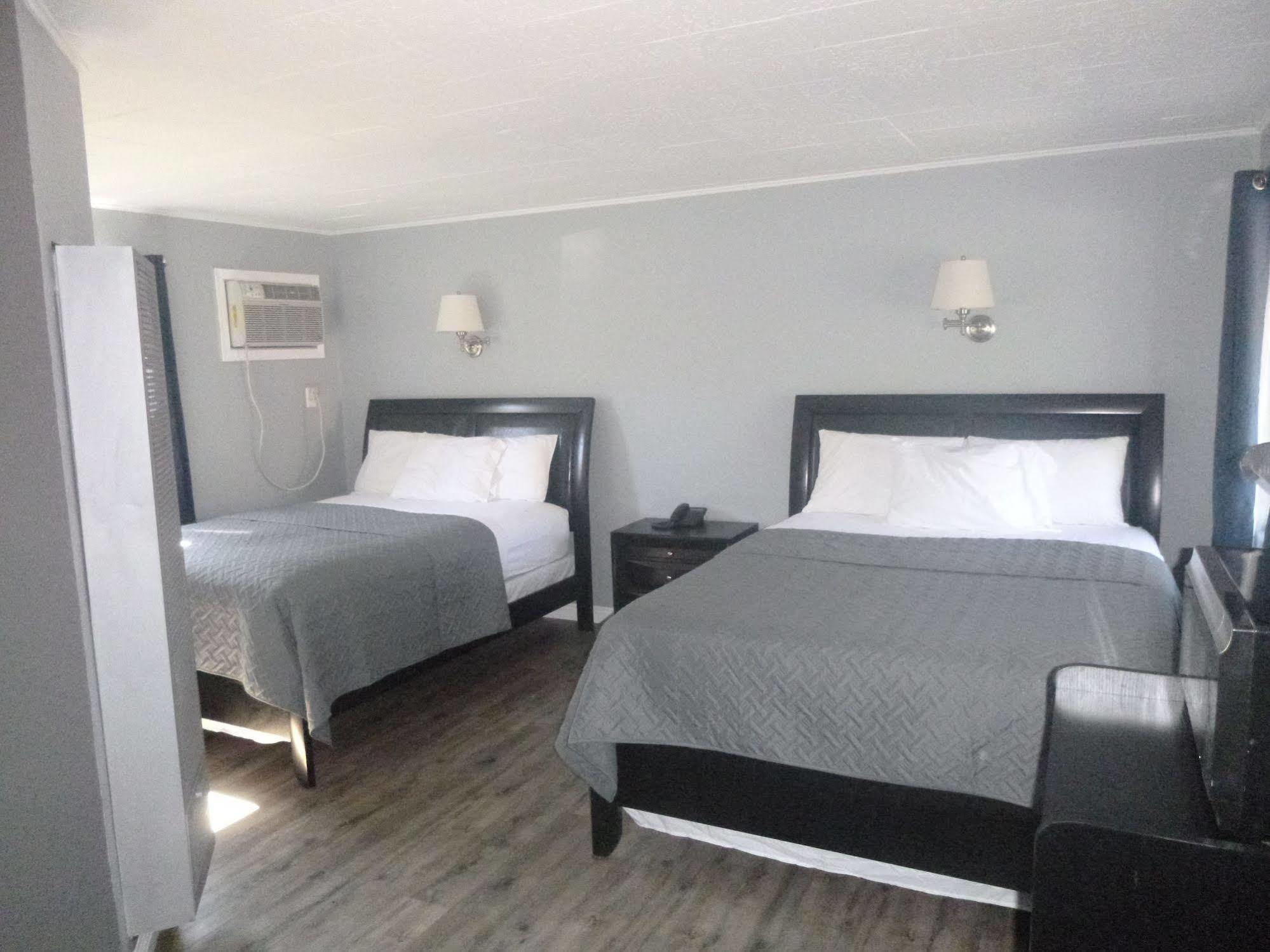 Sierra Motel
